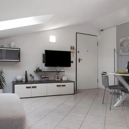 Mansarda Massimo - Intra *