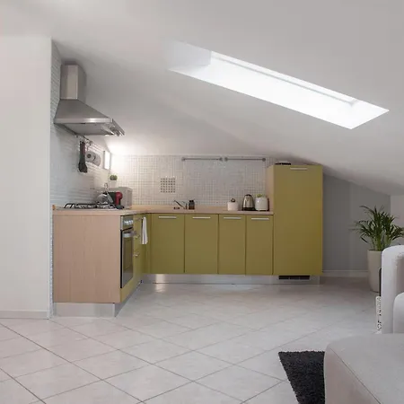 Mansarda Massimo - Intra Apartman