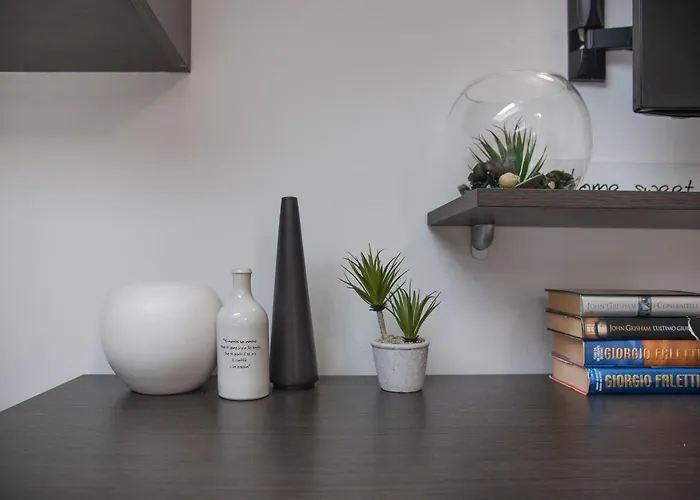 Mansarda Massimo - Intra 公寓 韦尔巴尼亚