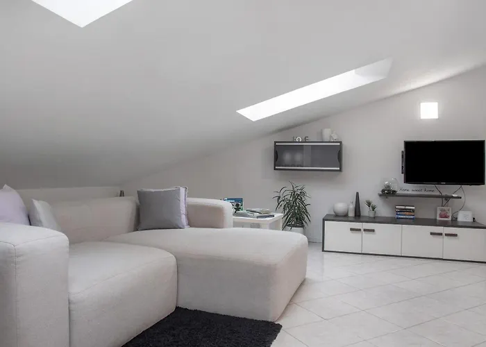 Apartament Mansarda Massimo - Intra Verbania