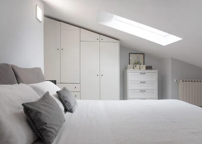 Mansarda Massimo - Intra Apartament